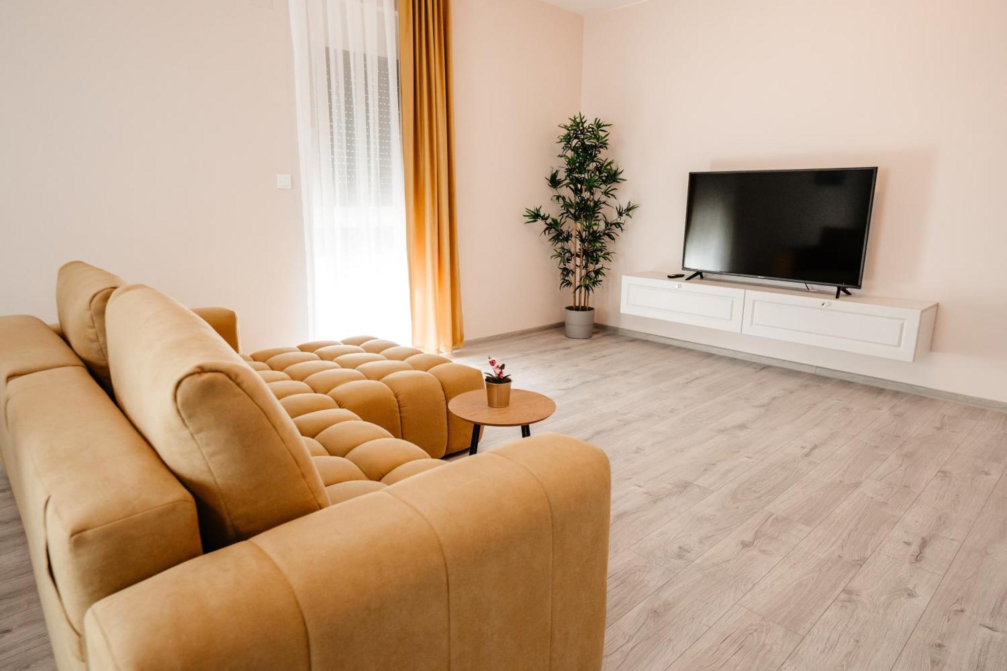 Sunrise View Apartment Oradea Extérieur photo