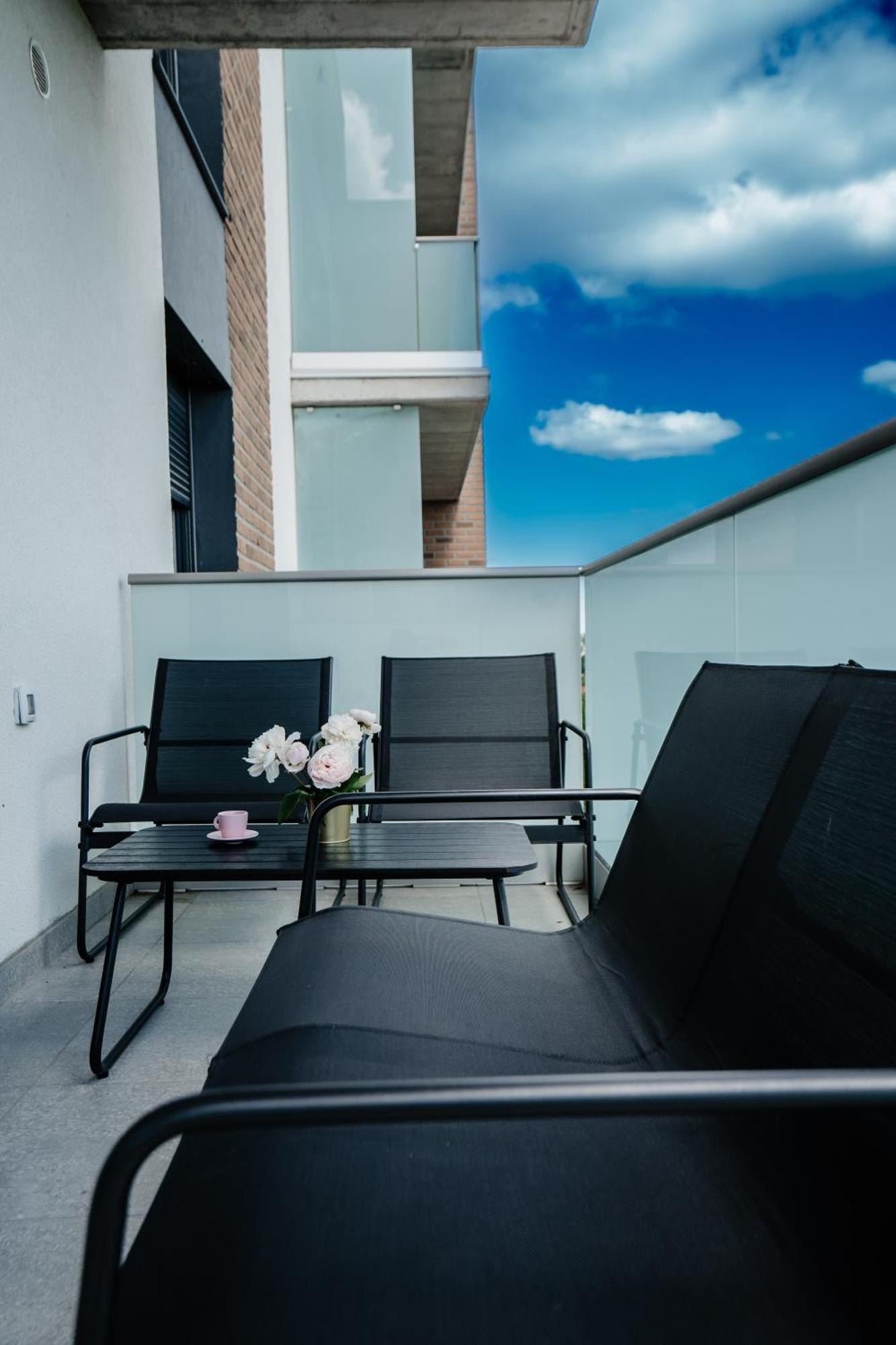 Sunrise View Apartment Oradea Extérieur photo