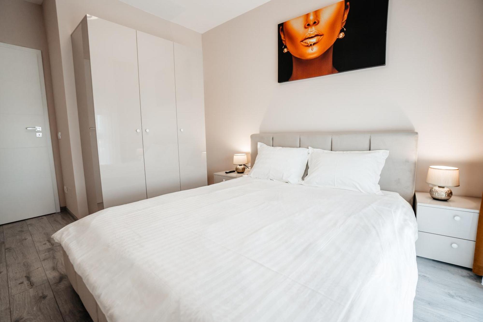 Sunrise View Apartment Oradea Extérieur photo