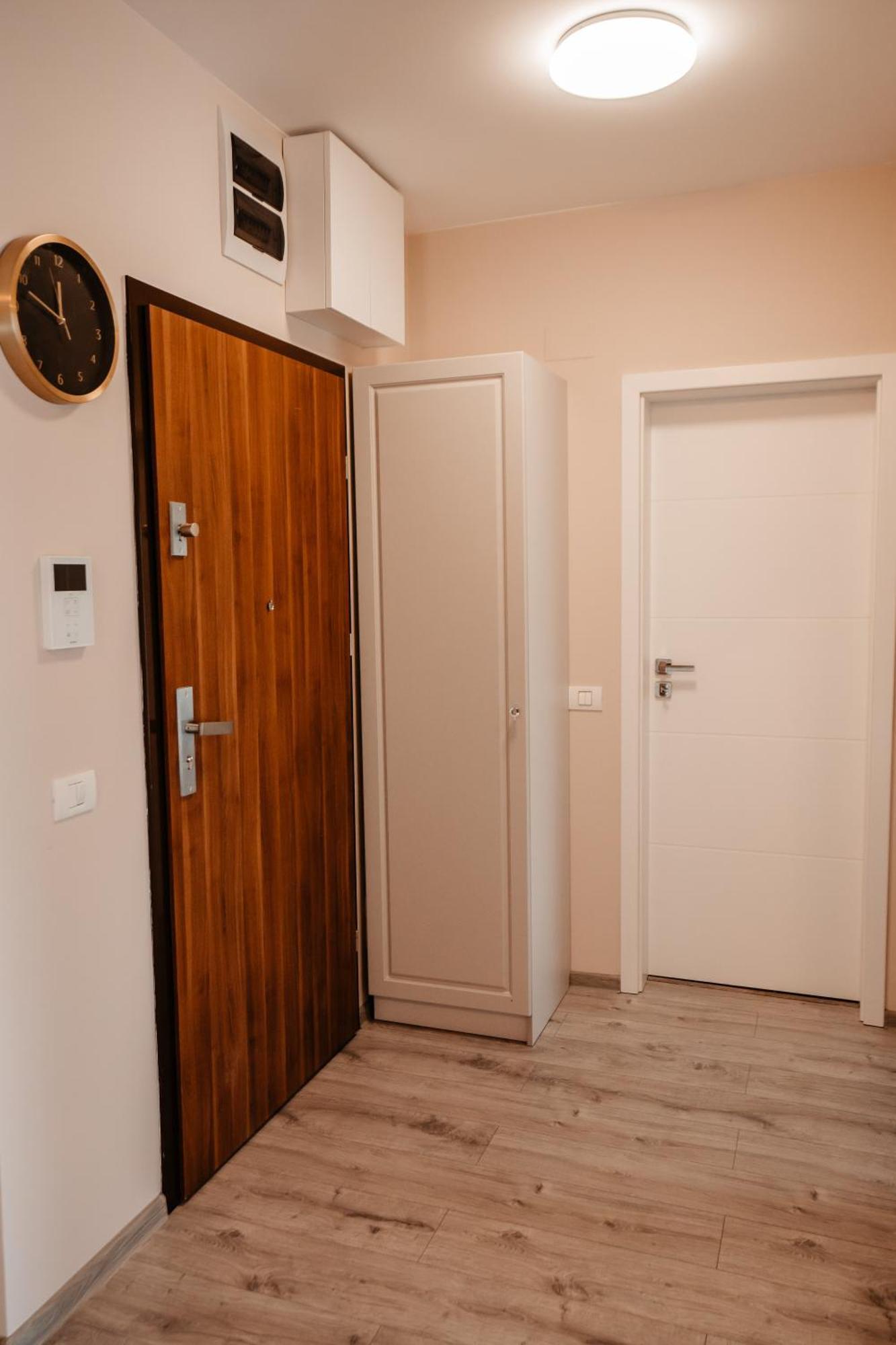 Sunrise View Apartment Oradea Extérieur photo